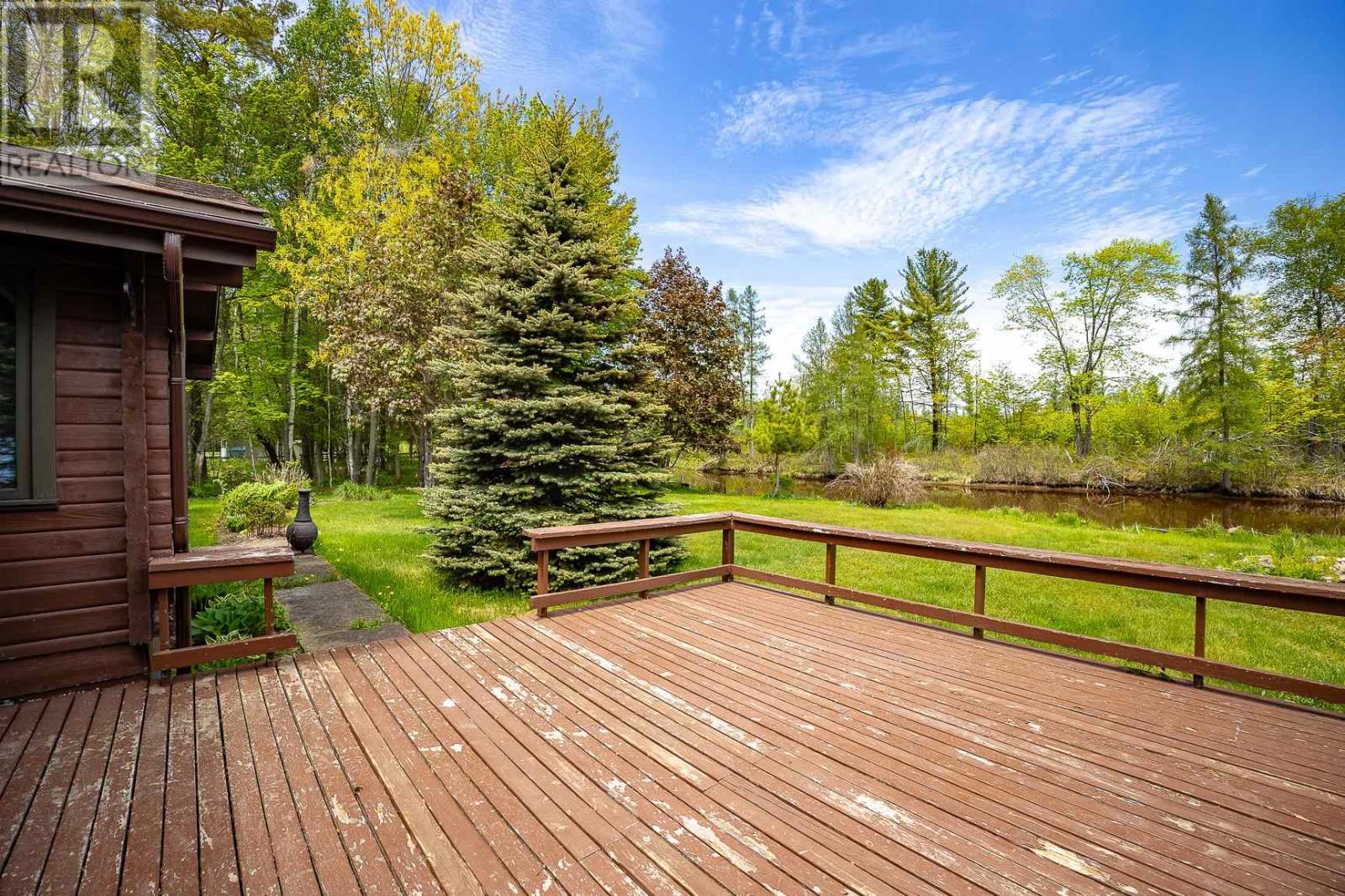 144 Pointe Louise Dr, Sault Ste Marie, Ontario  P6A 5K6 - Photo 49 - SM261735