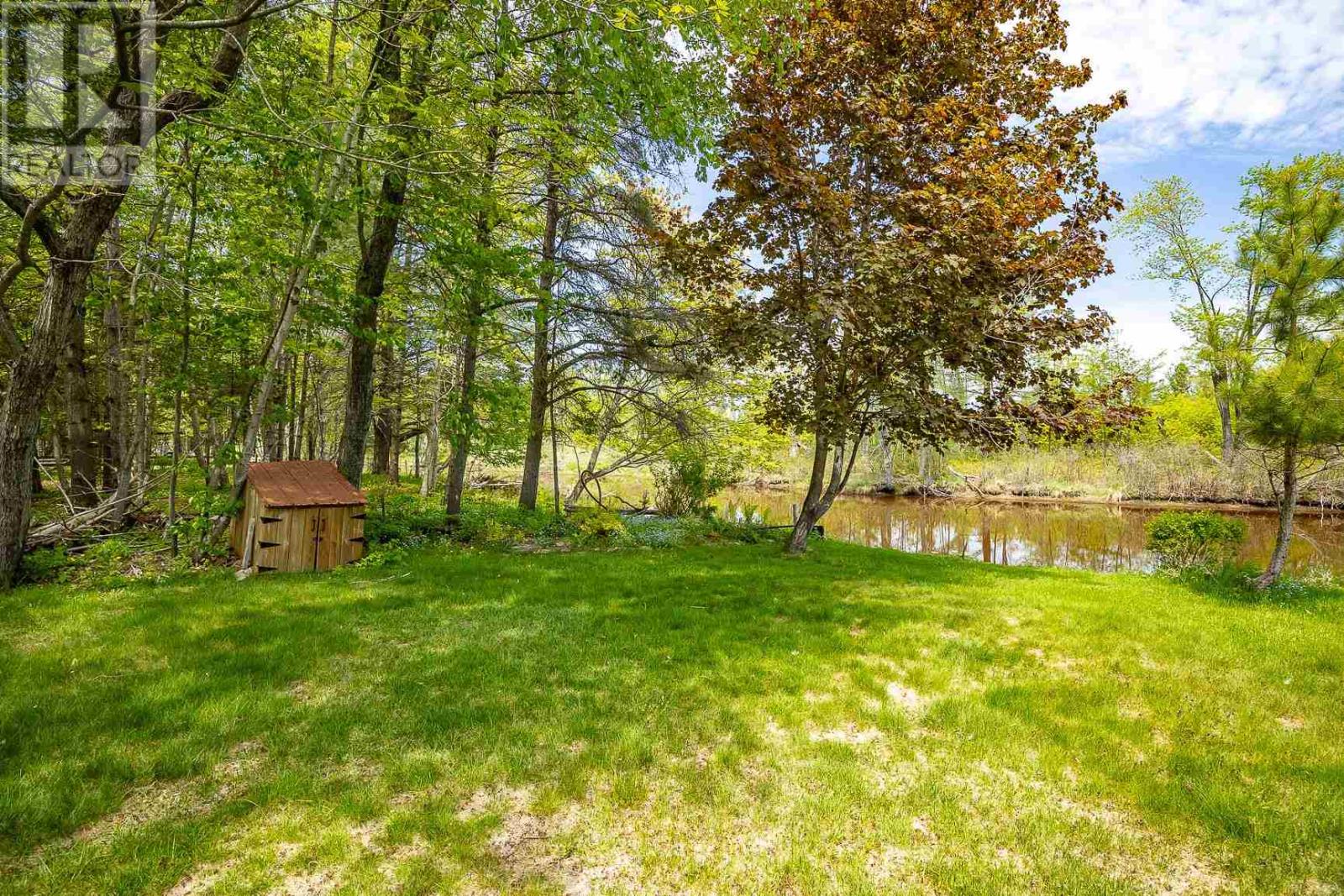 144 Pointe Louise Dr, Sault Ste Marie, Ontario  P6A 5K6 - Photo 9 - SM261735