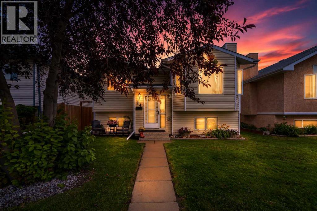 14 Eakins Crescent, Red Deer, Alberta  T4R 2K2 - Photo 1 - A2329445