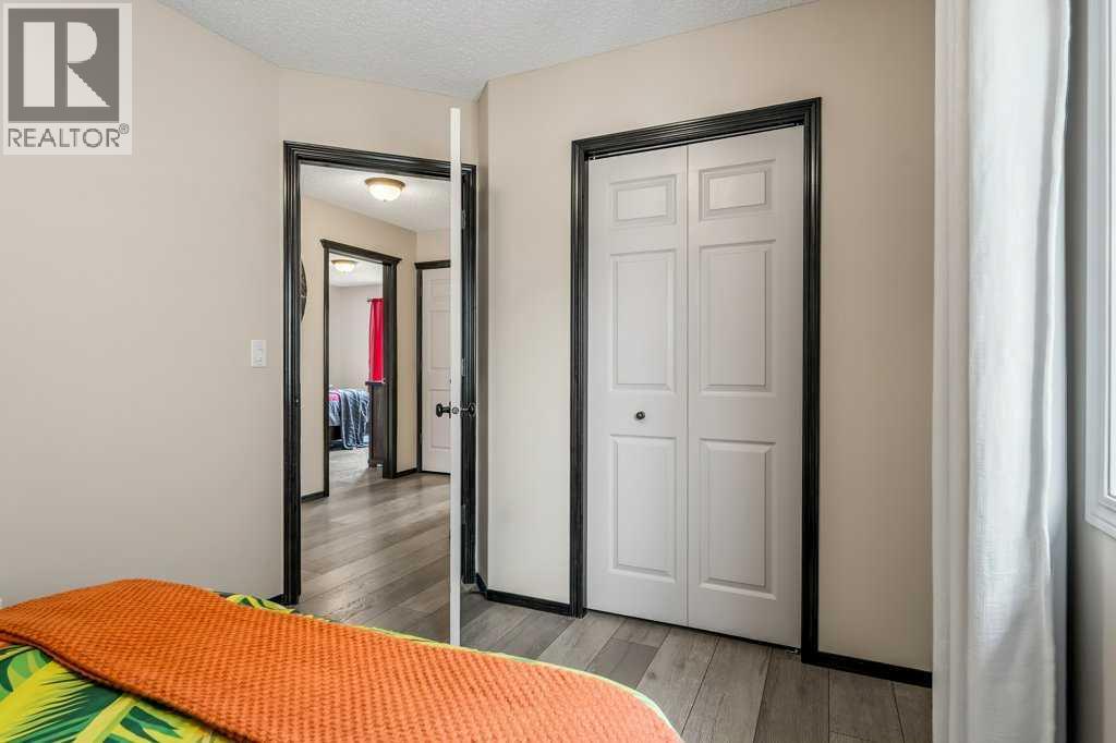 201 Pantego Road NW, Calgary, Alberta  T3K 0B8 - Photo 38 - A2299691