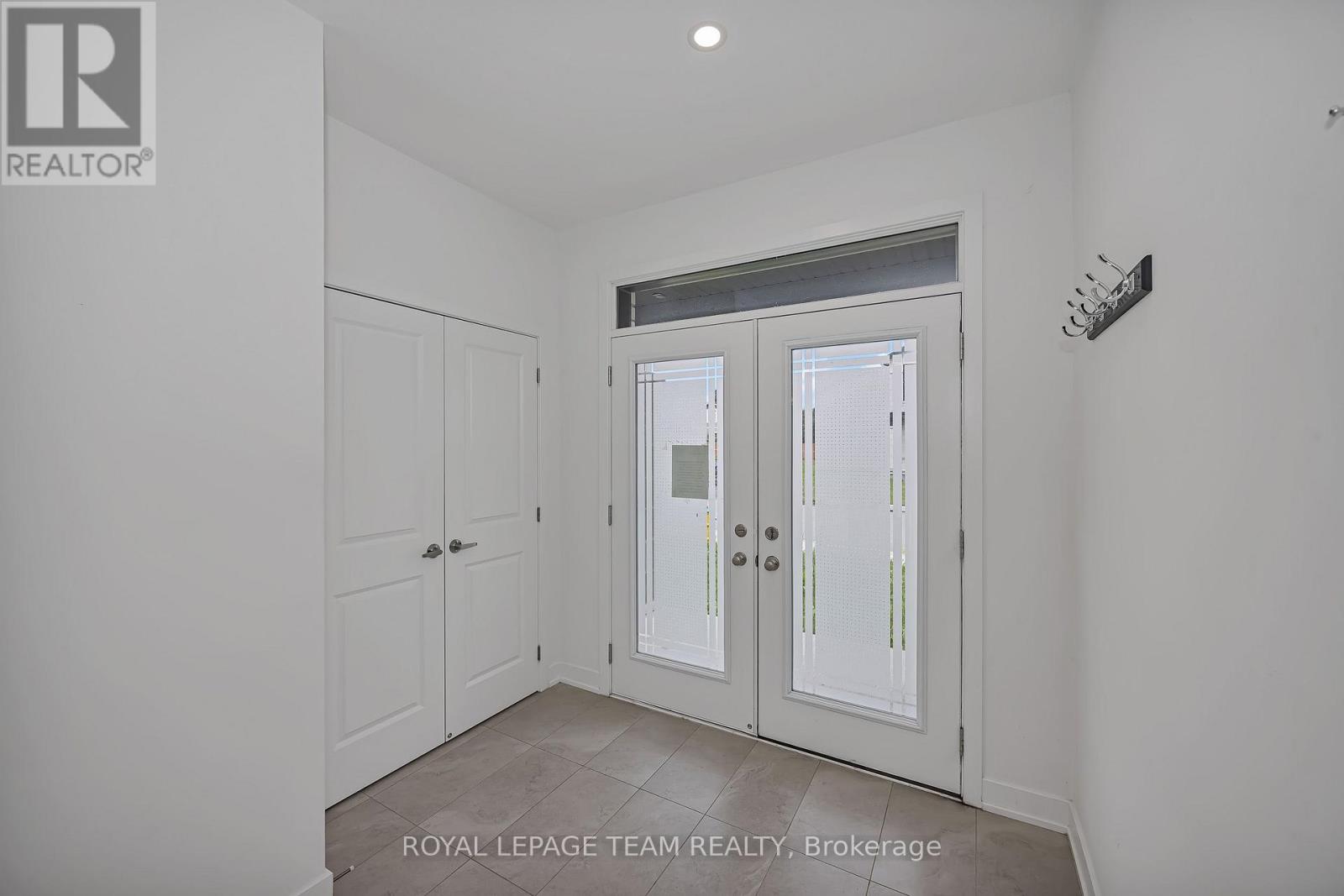 779 Ovation Grove, Ottawa, Ontario  K1T 0X6 - Photo 5 - X13624114