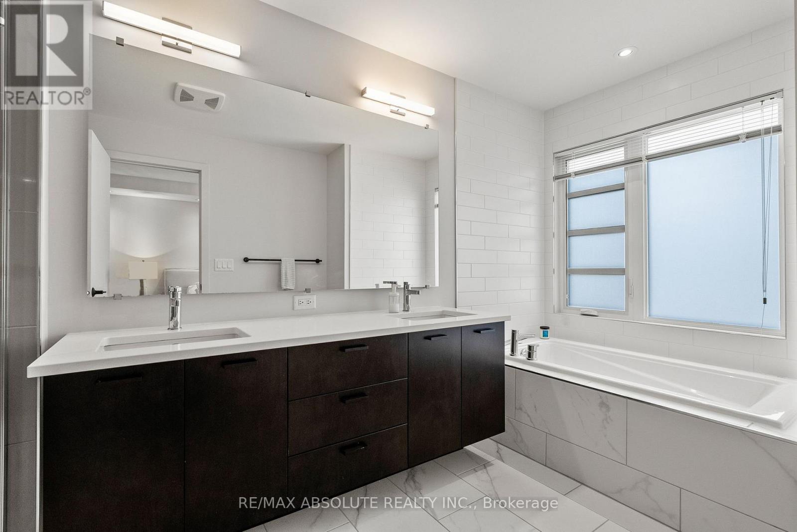 1072 Lunar Glow Crescent, Ottawa, Ontario  K4M 0J9 - Photo 29 - X13624160