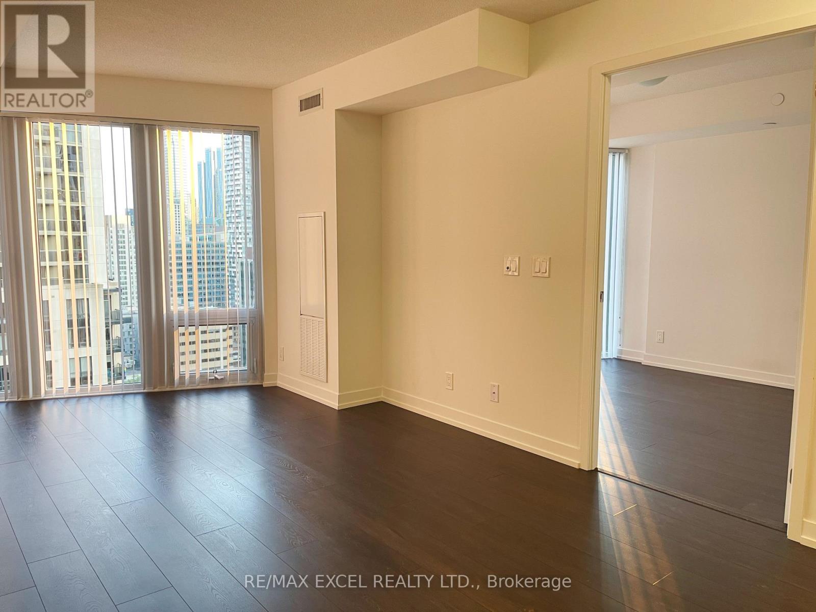 2505 - 60 Shuter Street, Toronto, Ontario  M5B 1A8 - Photo 6 - C13624110