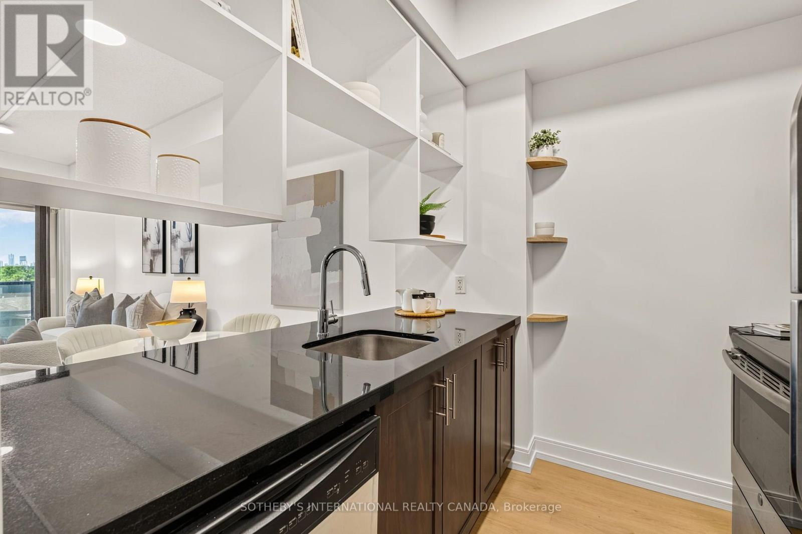519 - 135 Village Green Square, Toronto, Ontario  M1S 0G4 - Photo 16 - E13624154