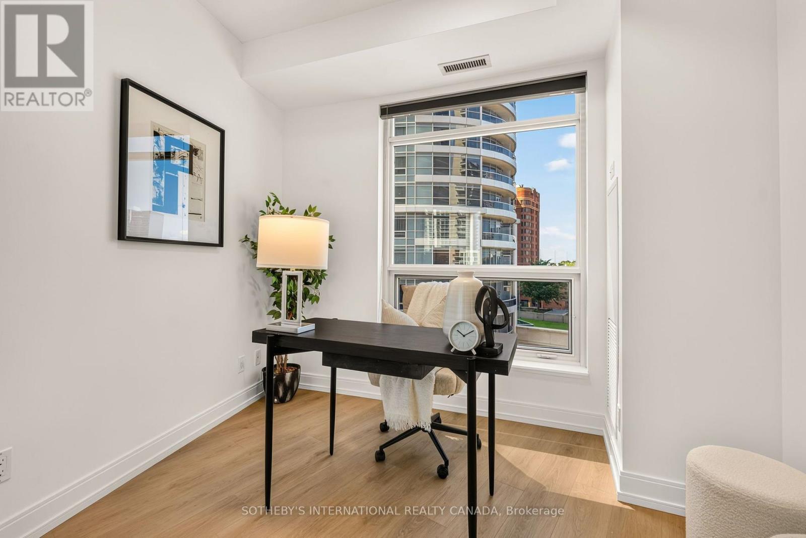 519 - 135 Village Green Square, Toronto, Ontario  M1S 0G4 - Photo 22 - E13624154