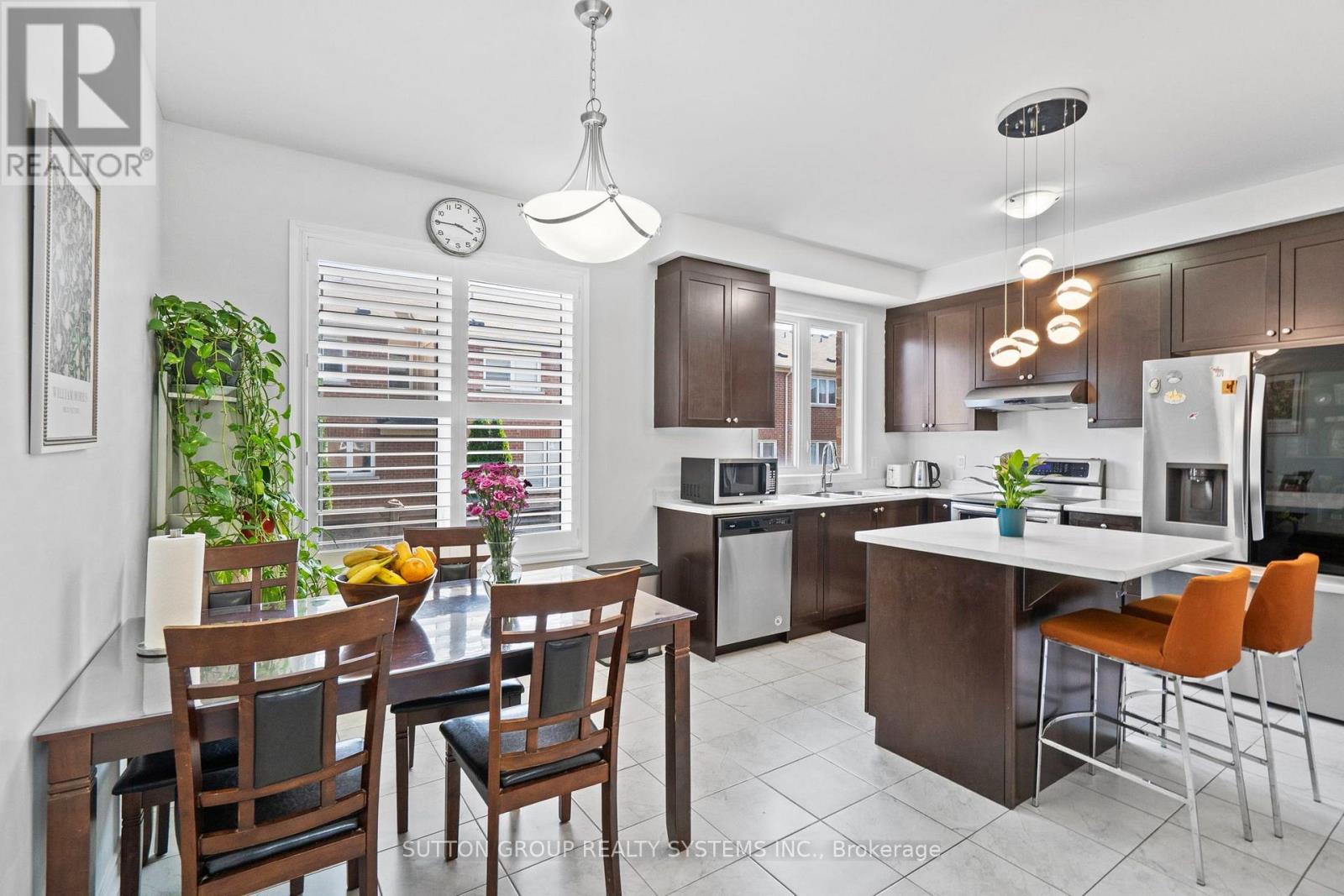 11 Fusilier Drive, Toronto, Ontario  M1L 0J4 - Photo 9 - E13624202