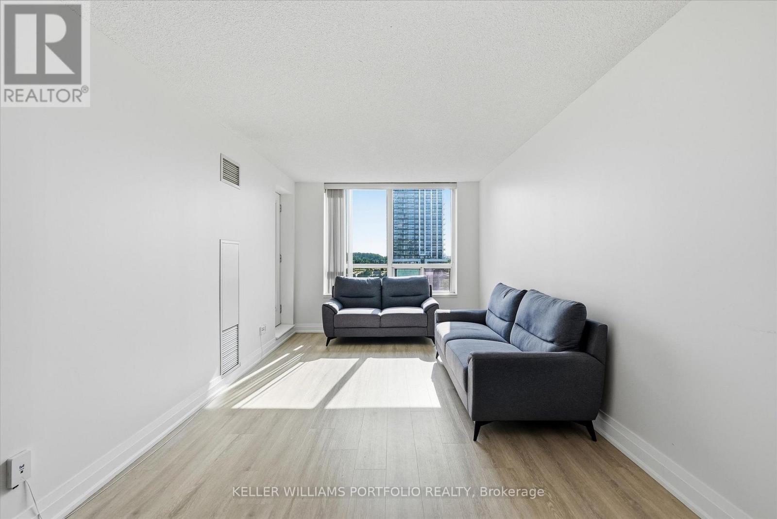 607 - 48 Suncrest Boulevard, Markham (Commerce Valley), Ontario  L3T 7Y5 - Photo 15 - N13624174