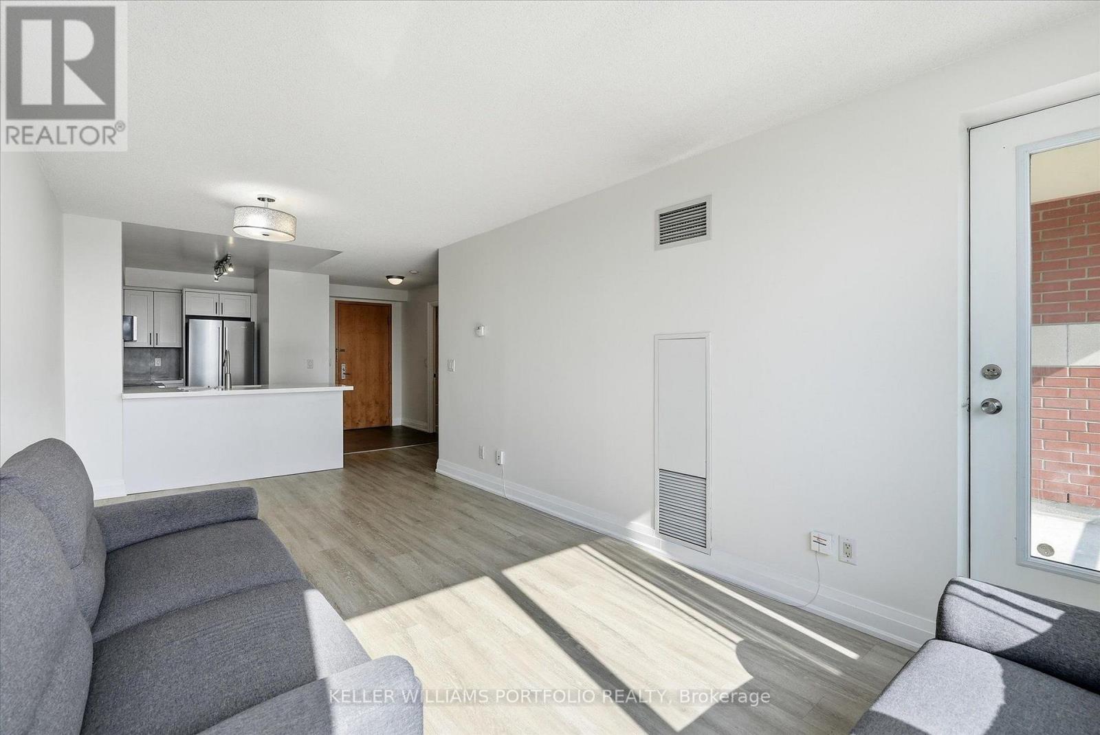 607 - 48 Suncrest Boulevard, Markham (Commerce Valley), Ontario  L3T 7Y5 - Photo 19 - N13624174