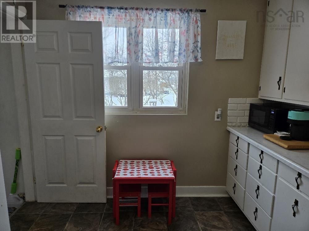 95 Higgins St, Truro, Nova Scotia  B2N 2L6 - Photo 4 - 202603767