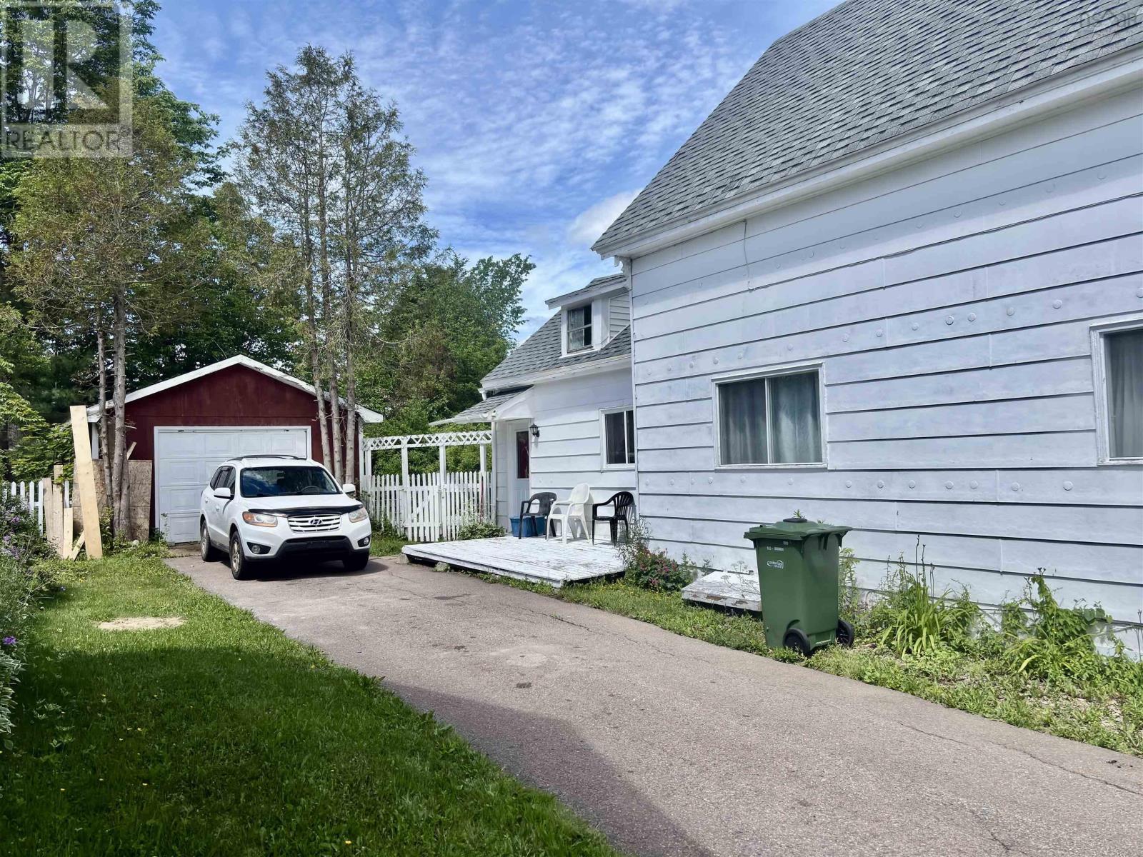 49 Chapel Street, Parrsboro, Nova Scotia  B0M 1S0 - Photo 3 - 202607186