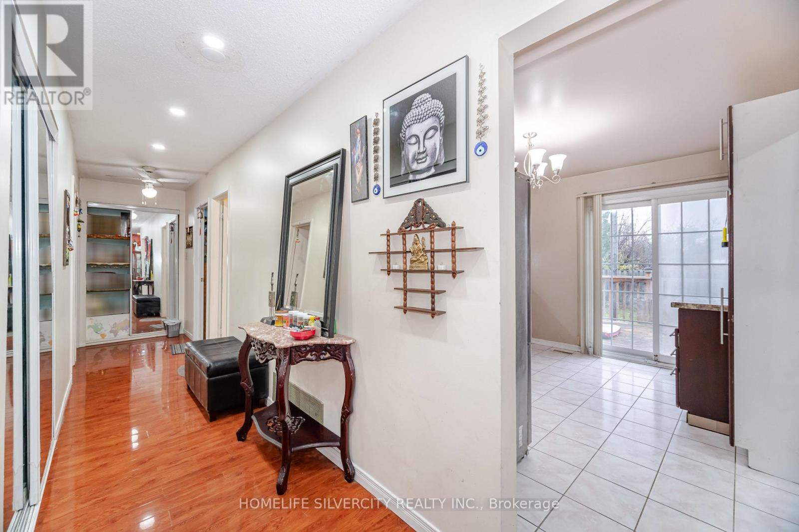 3315 Dwiggin Avenue, Mississauga, Ontario  L4T 3J3 - Photo 16 - W13624128