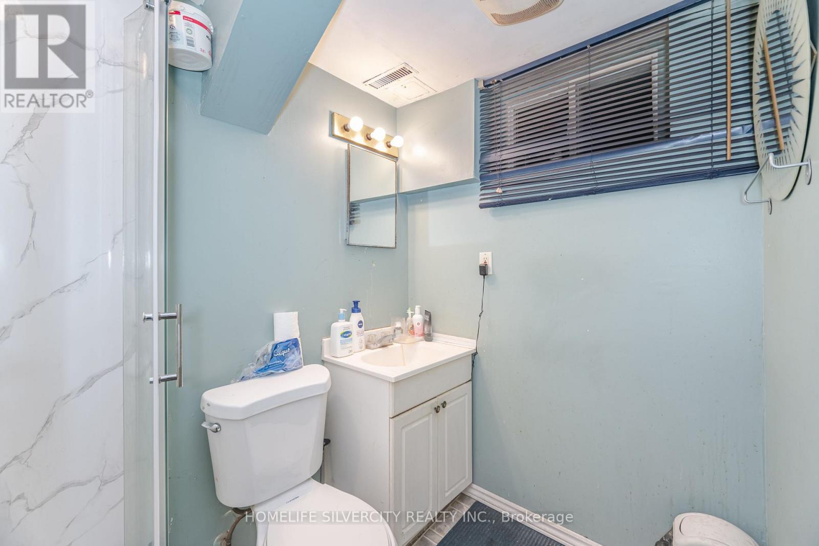 3315 Dwiggin Avenue, Mississauga, Ontario  L4T 3J3 - Photo 28 - W13624128