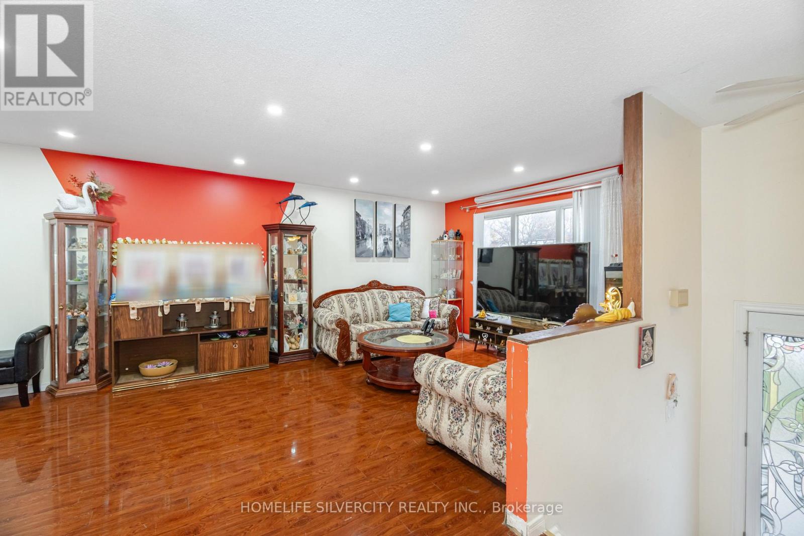 3315 Dwiggin Avenue, Mississauga, Ontario  L4T 3J3 - Photo 7 - W13624128