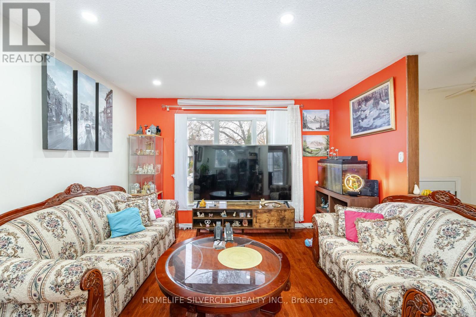 3315 Dwiggin Avenue, Mississauga, Ontario  L4T 3J3 - Photo 8 - W13624128