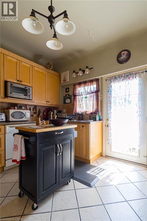 121 Eastbourne Avenue, Hamilton, Ontario  L8M 2M9 - Photo 19 - 40852444