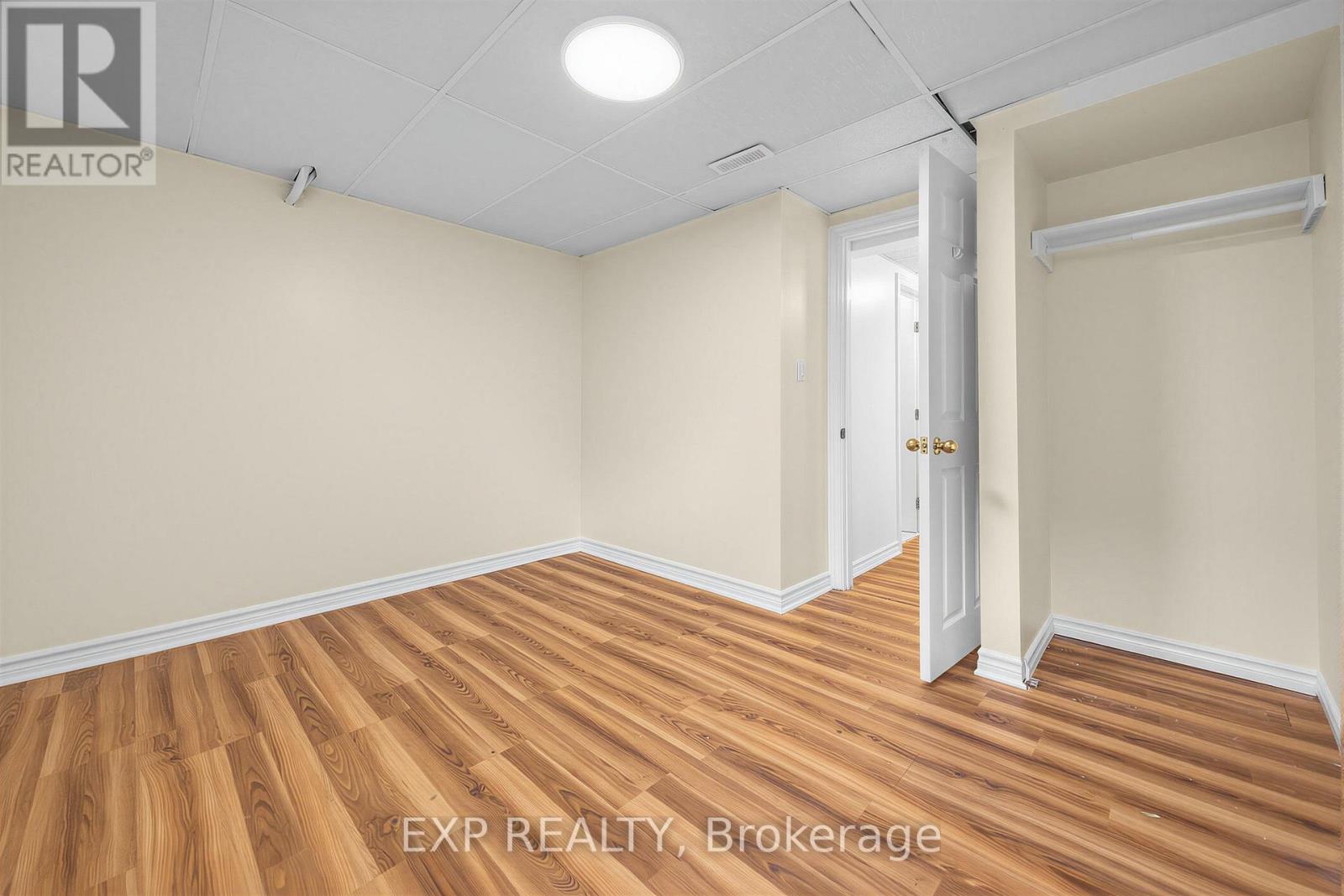 Lower - 847 Upper Ottawa Street, Hamilton, Ontario  L8T 3V4 - Photo 13 - X13624184