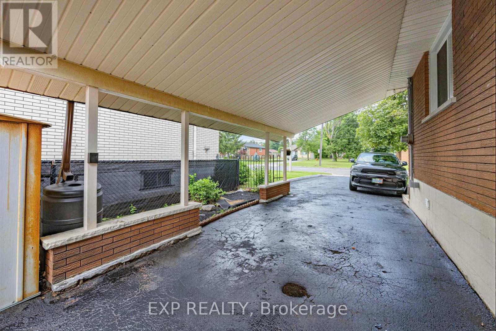Lower - 847 Upper Ottawa Street, Hamilton, Ontario  L8T 3V4 - Photo 24 - X13624184