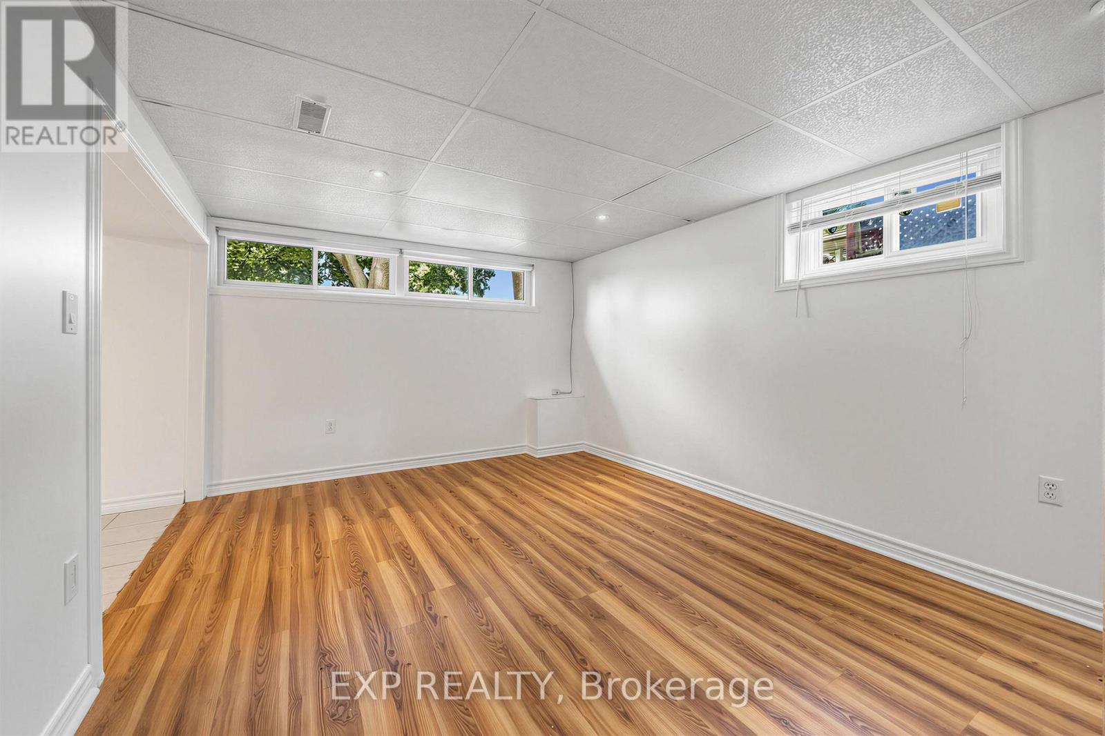 Lower - 847 Upper Ottawa Street, Hamilton, Ontario  L8T 3V4 - Photo 7 - X13624184