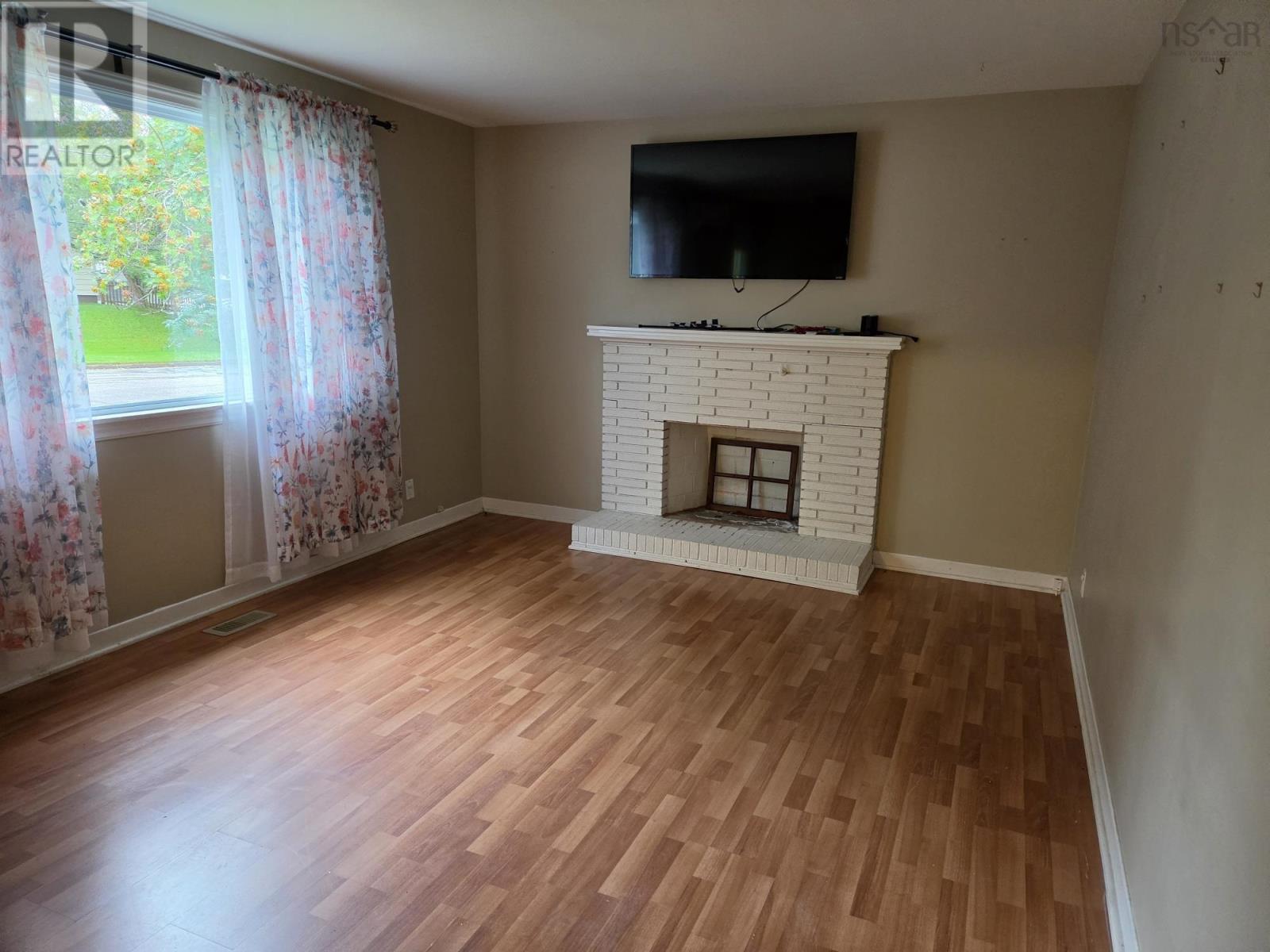95 Higgins St, Truro, Nova Scotia  B2N 2L6 - Photo 8 - 202603767