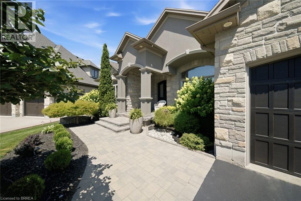 14 Ellington Place, Brantford, Ontario  N3T 0H5 - Photo 4 - 40851635