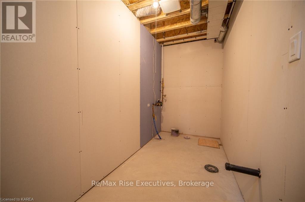 1673 Brookedayle Avenue, Kingston, Ontario  K7P 0T1 - Photo 34 - X13624436