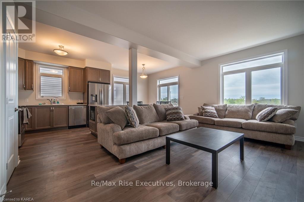 1673 Brookedayle Avenue, Kingston, Ontario K7P 0T1 - Photo 7 - X13624436