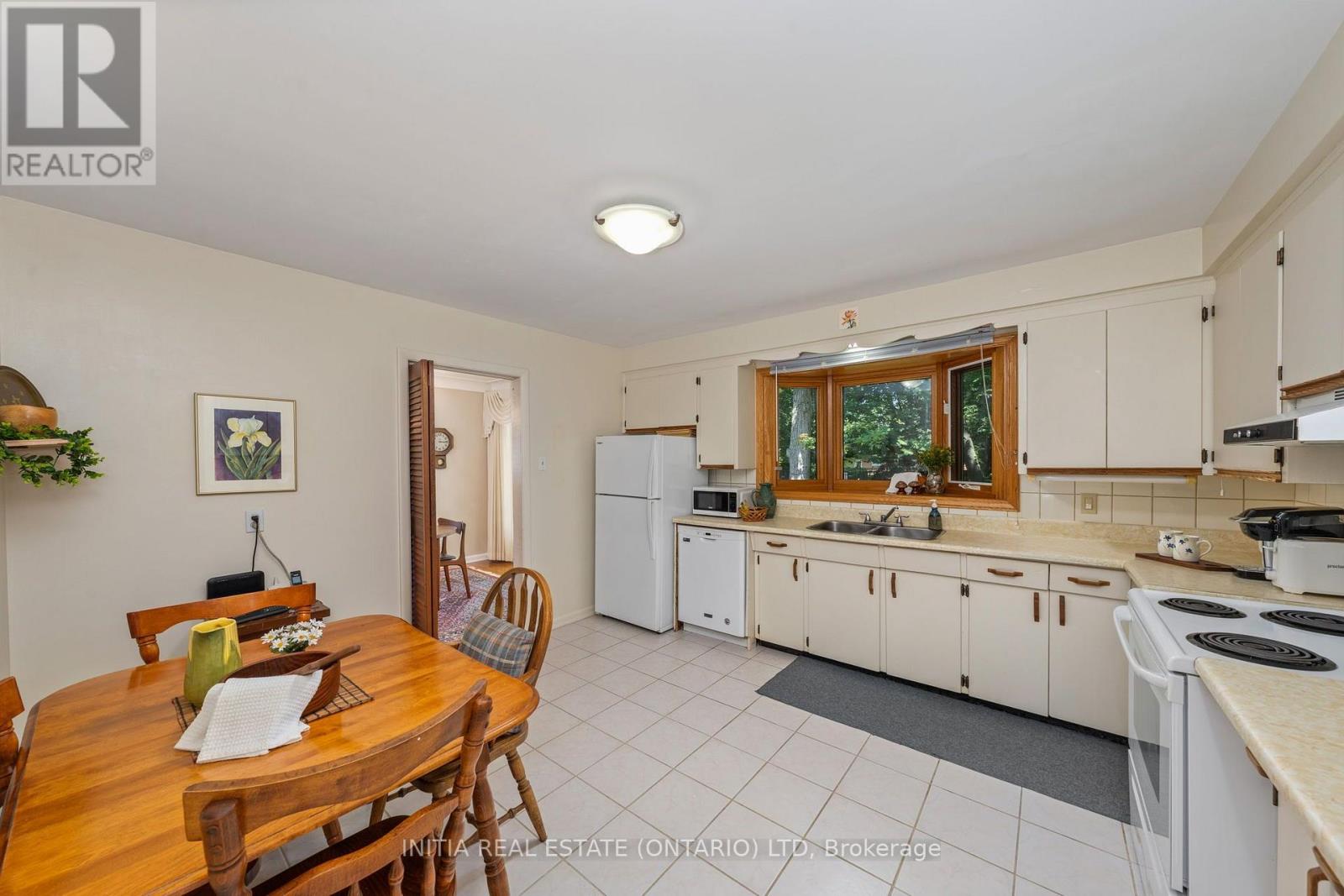 1732 Rutherglen Close, Sarnia, Ontario  N7S 3R9 - Photo 17 - X13624444