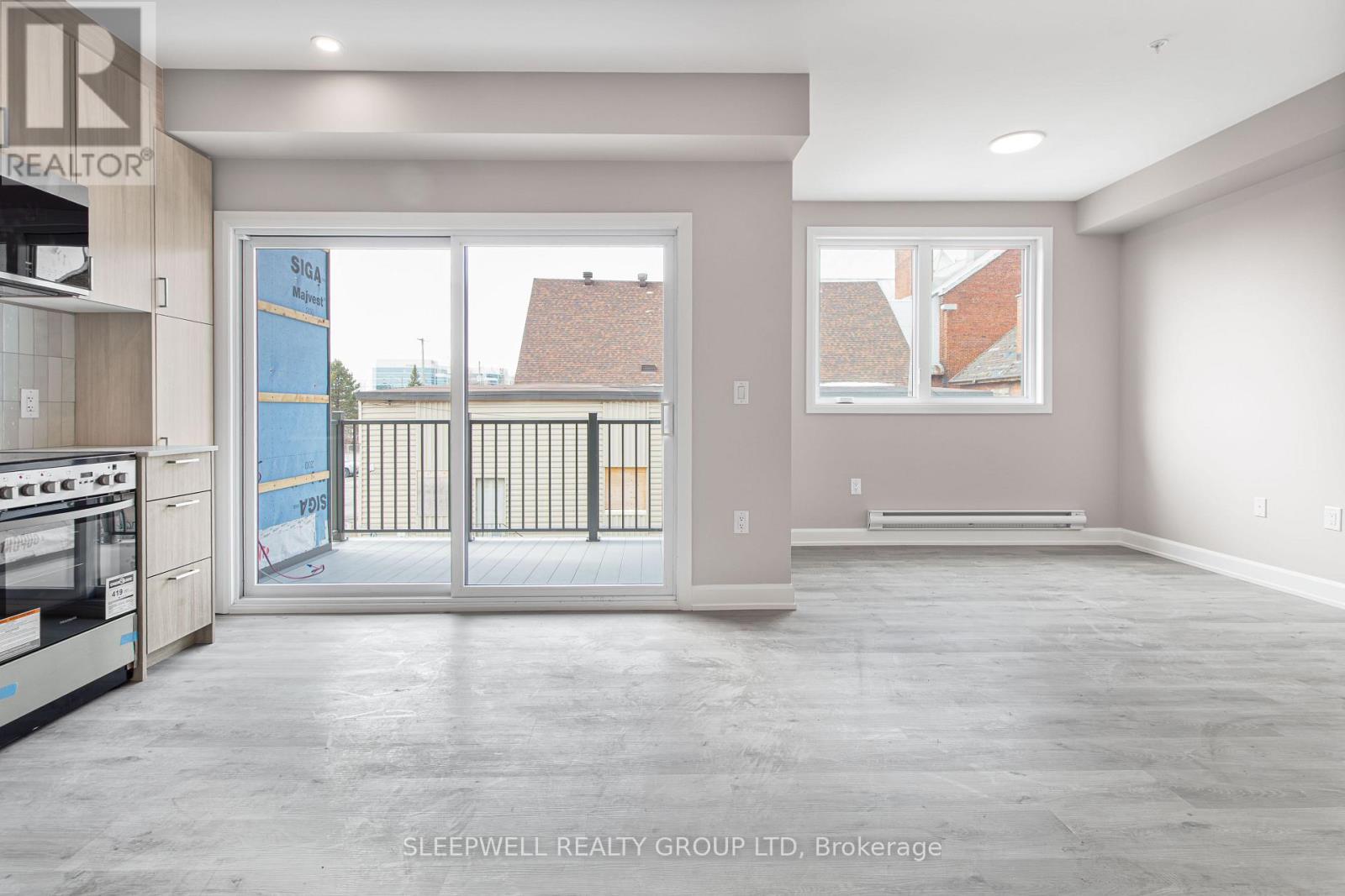 303 - 370 Cambridge Street N, Ottawa, Ontario  K1R 7B7 - Photo 5 - X13624254