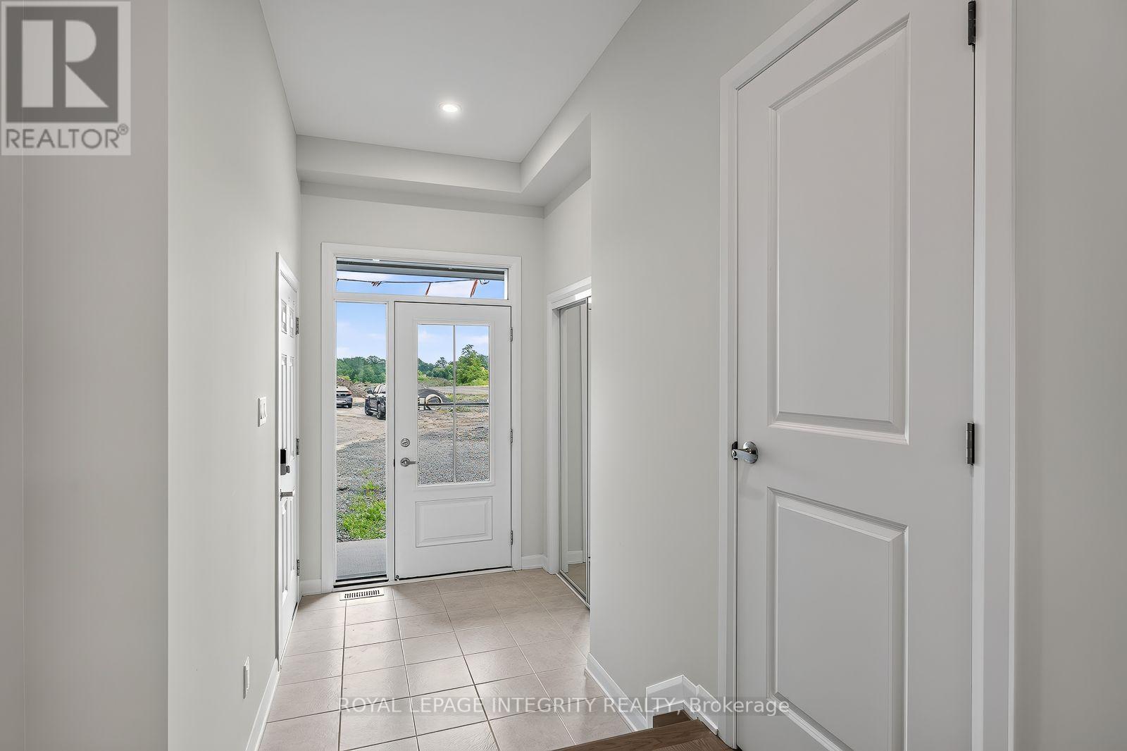 740 Tadpole Crescent, Ottawa, Ontario  K2J 7N1 - Photo 3 - X13624392