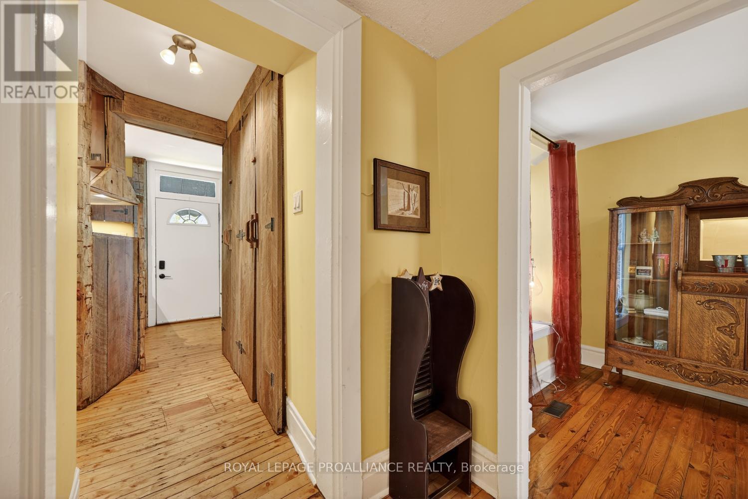 34 Water Street W, Brockville, Ontario K6V 3L3 - Photo 7 - X13624380