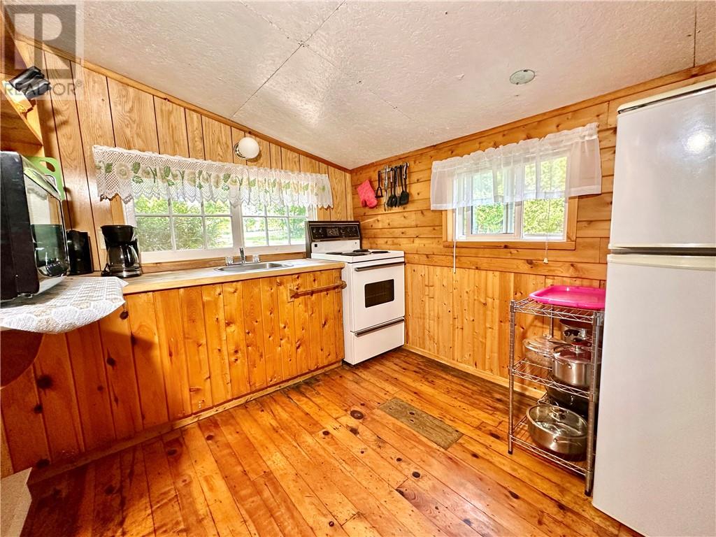 77 Digby Side Road, Mindemoya, Ontario P0P 1S0 - Photo 30 - 2127318