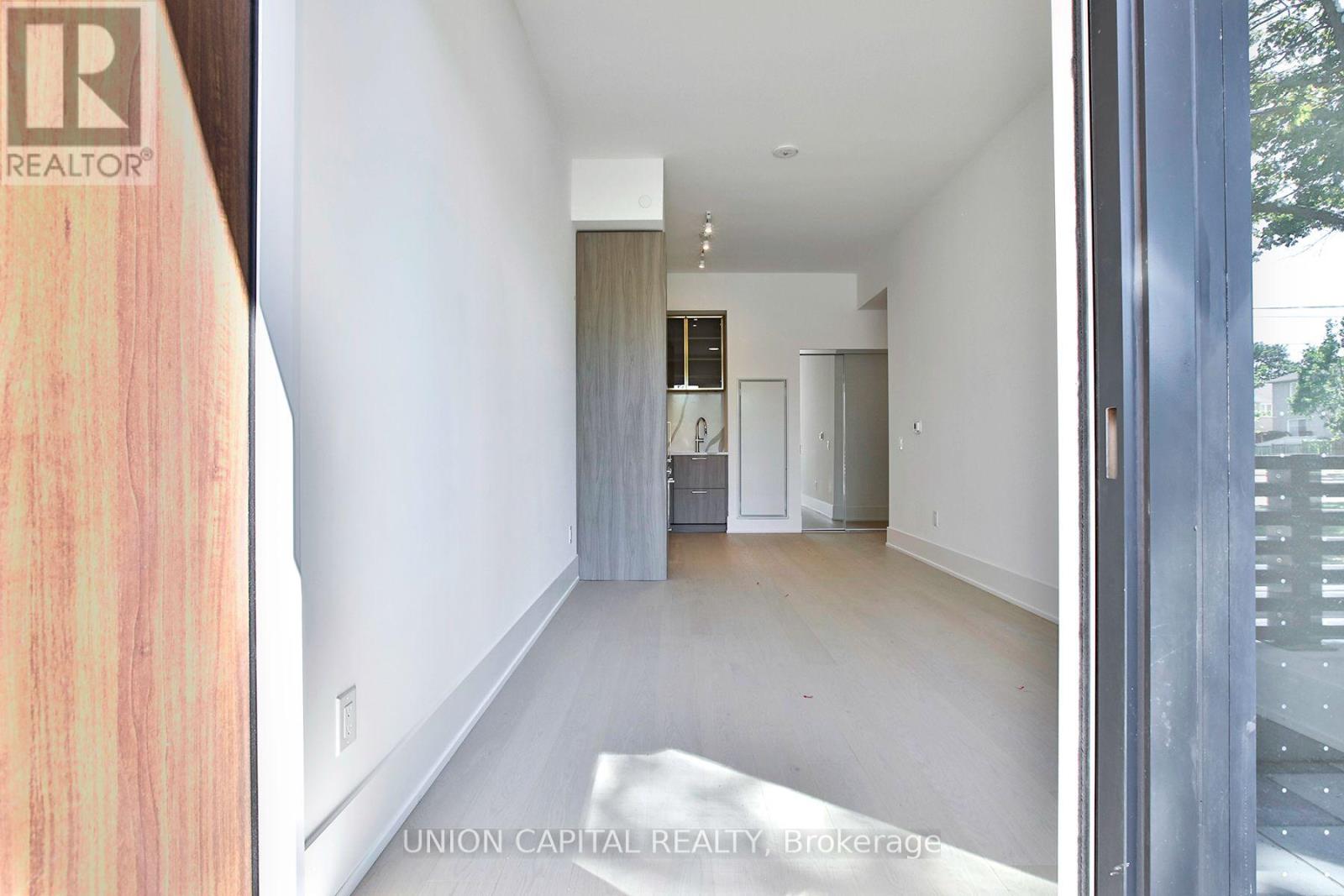 Th103 - 36 Olive Avenue, Toronto, Ontario  M6G 2R8 - Photo 1 - C13624266