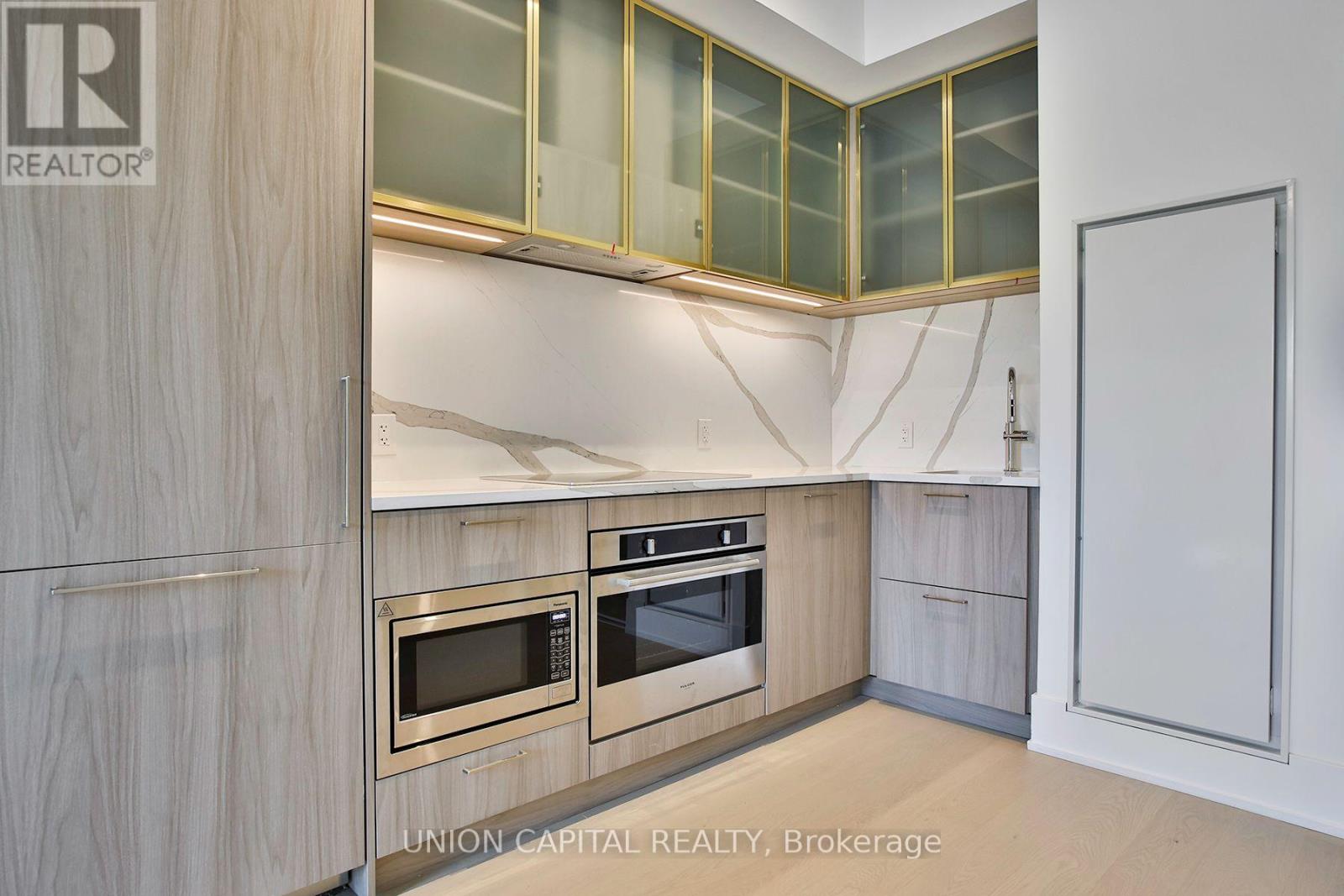 Th103 - 36 Olive Avenue, Toronto, Ontario  M6G 2R8 - Photo 4 - C13624266