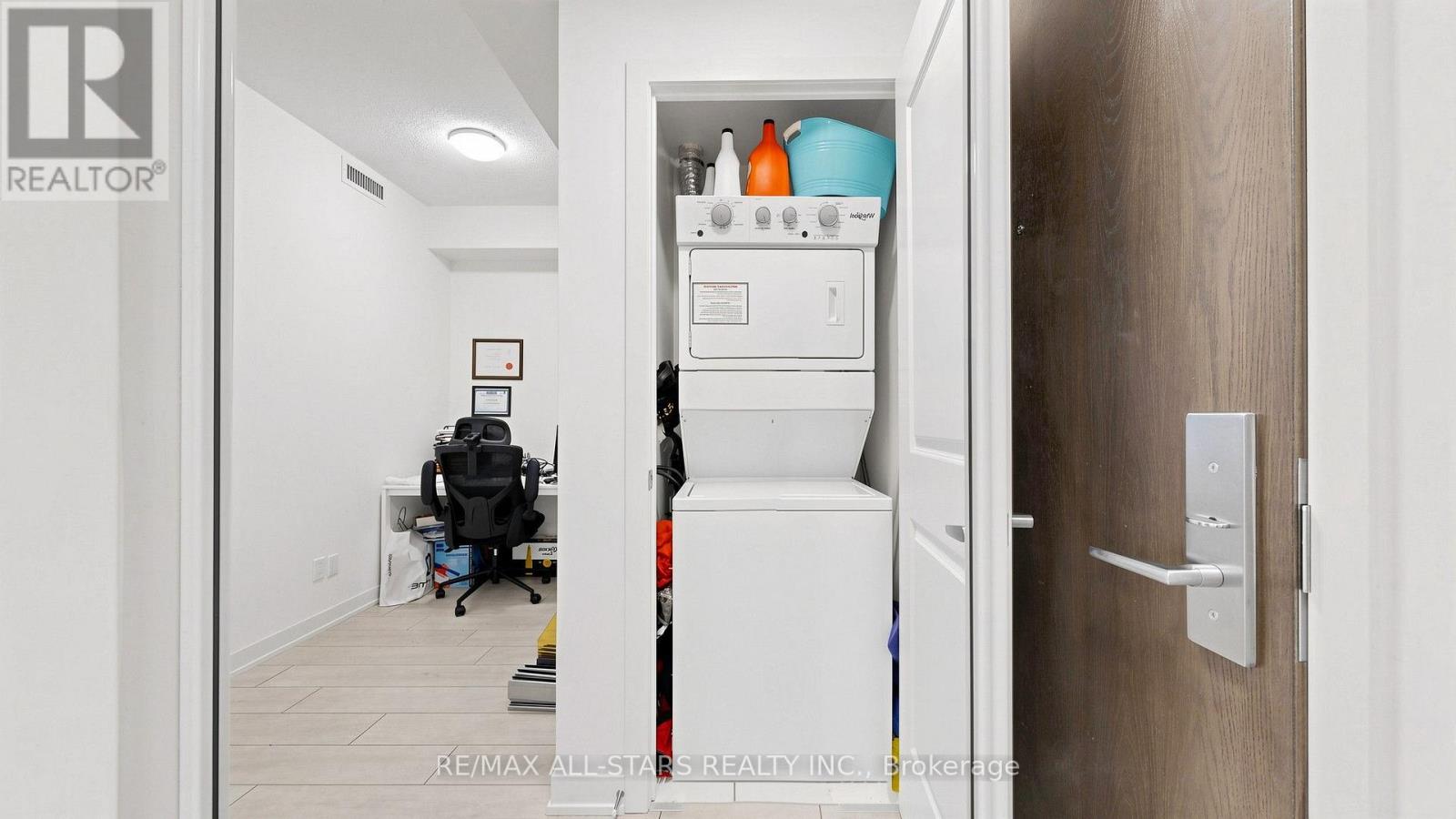 1609 - 4955 Yonge Street, Toronto, Ontario  M2N 0L8 - Photo 24 - C13624374