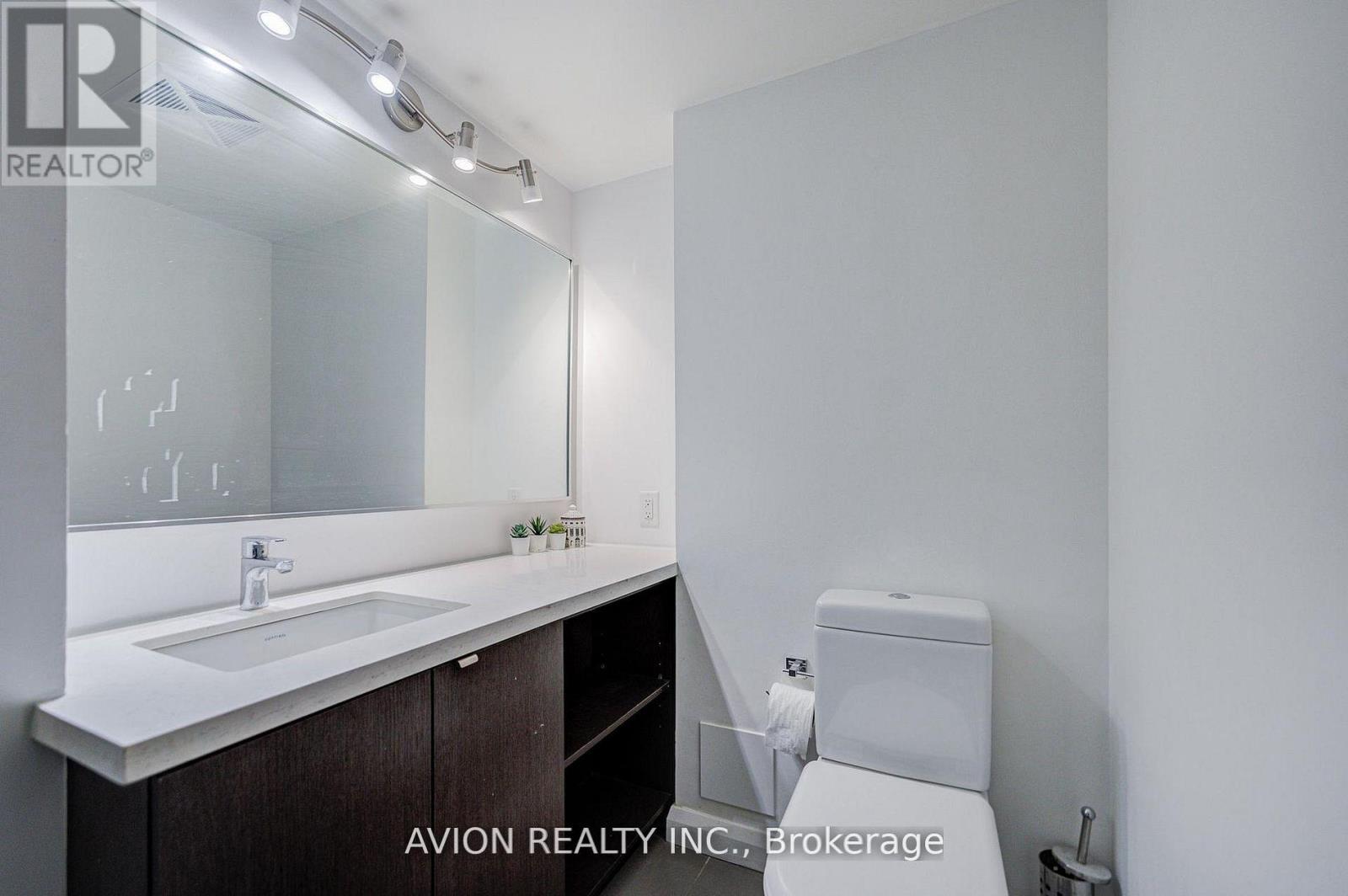 1920 - 155 Yorkville Avenue, Toronto, Ontario  M5R 0B4 - Photo 14 - C13624408