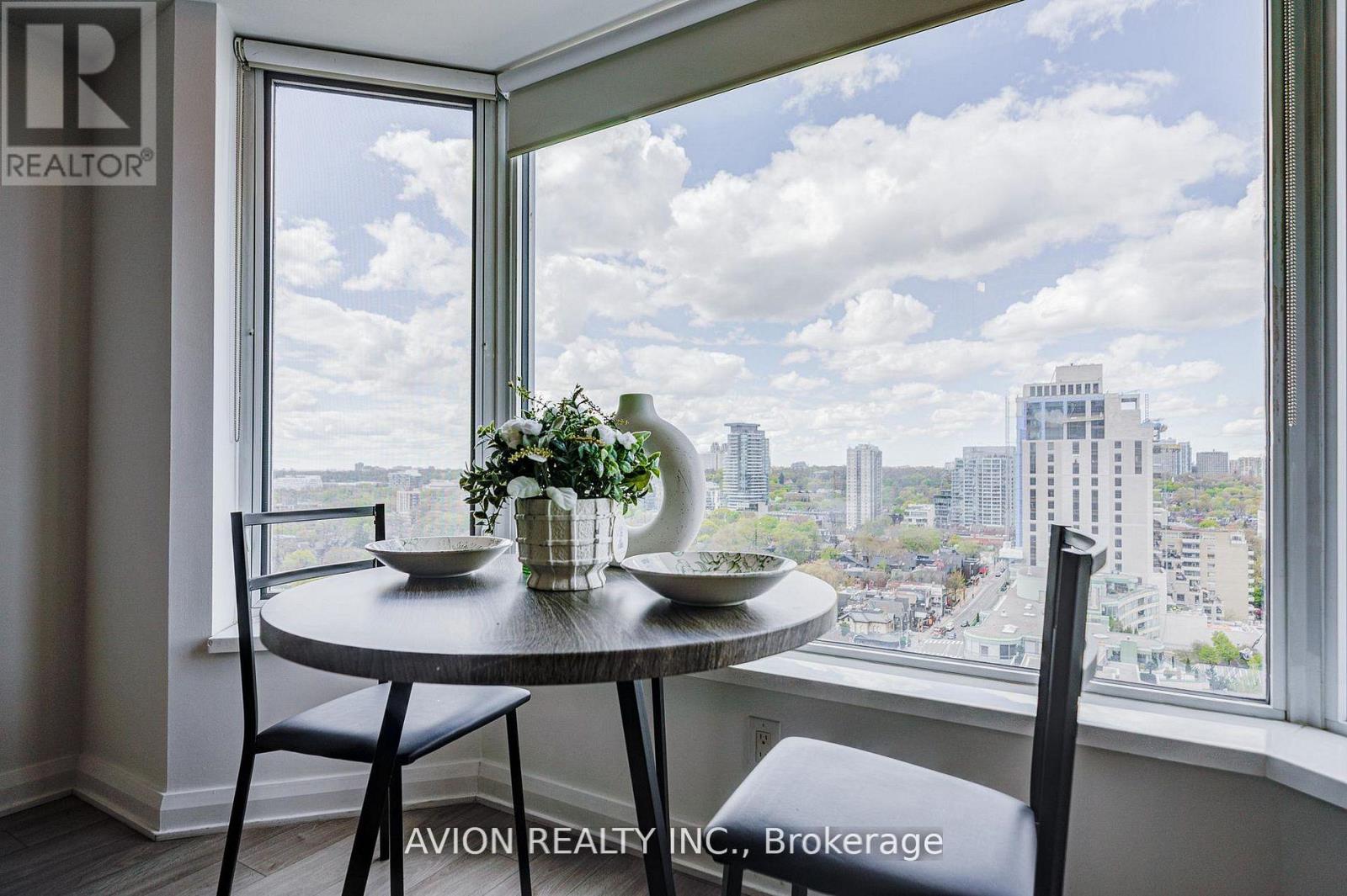1920 - 155 Yorkville Avenue, Toronto, Ontario  M5R 0B4 - Photo 4 - C13624408