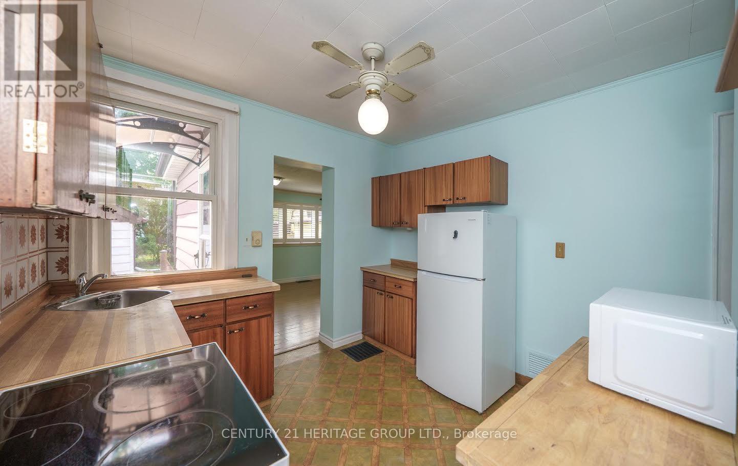 203 Hibbert Avenue, Oshawa, Ontario  L1J 1V4 - Photo 11 - E13624344