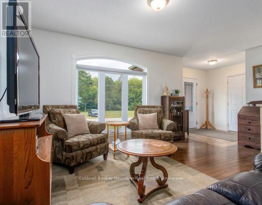 380 Brunswick Street E, Minto, Ontario  N0G 2P0 - Photo 11 - X13624402