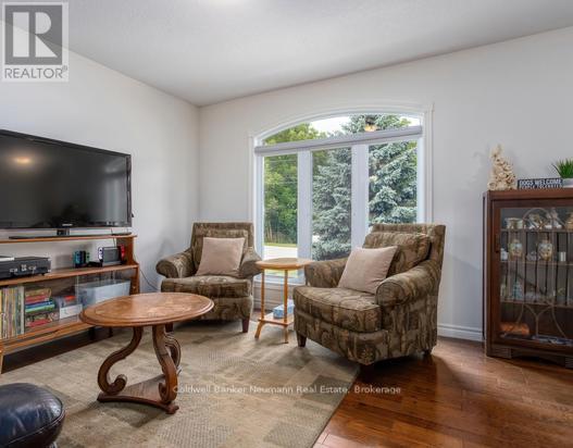 380 Brunswick Street E, Minto, Ontario  N0G 2P0 - Photo 12 - X13624402