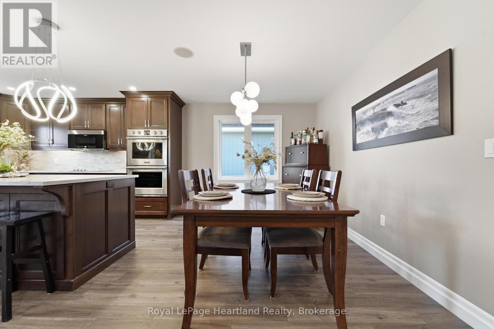 250 Wellington Street, North Huron, Ontario  N0M 1H0 - Photo 14 - X13624424