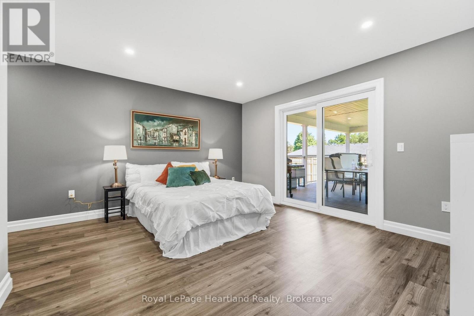 250 Wellington Street, North Huron, Ontario  N0M 1H0 - Photo 23 - X13624424