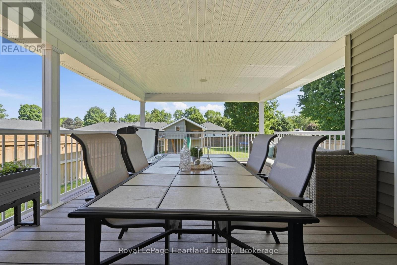 250 Wellington Street, North Huron, Ontario  N0M 1H0 - Photo 38 - X13624424