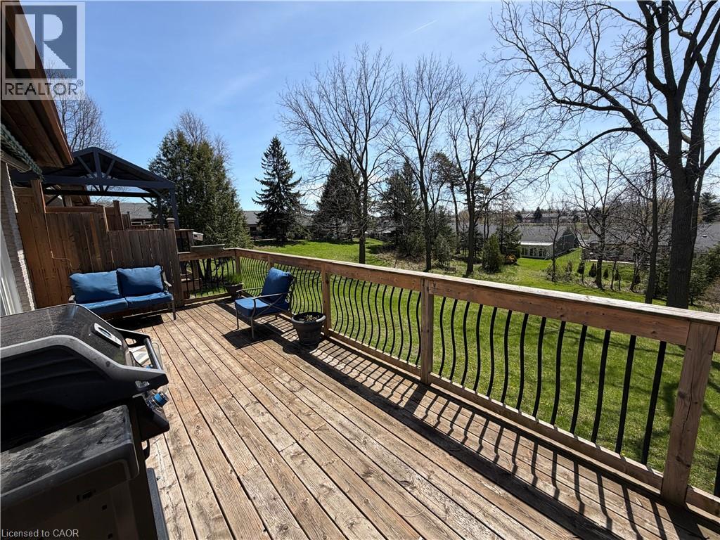 31 Bishop Tonnos Way, Hamilton, Ontario  L9B 2L7 - Photo 14 - 40824792