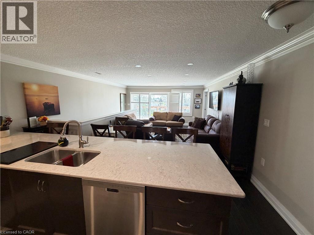 31 Bishop Tonnos Way, Hamilton, Ontario  L9B 2L7 - Photo 8 - 40824792