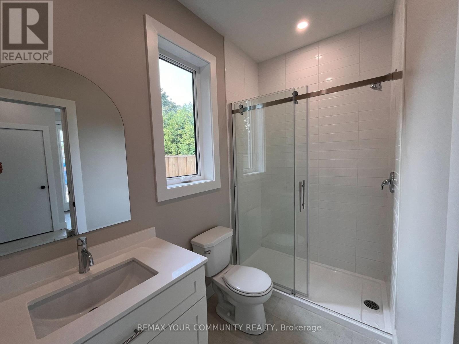 3 - 19 Cousins Drive, Aurora, Ontario L4G 1B2 - Photo 8 - N13624262