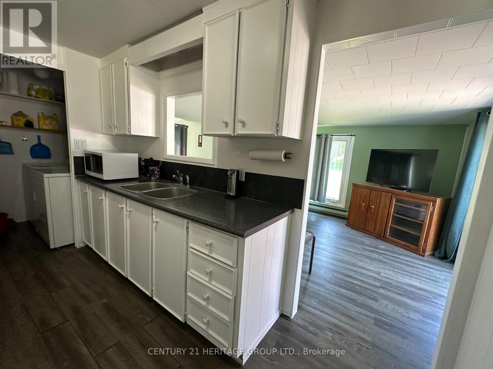 11 Maple Court, Innisfil, Ontario  L9S 1N9 - Photo 13 - N13624316