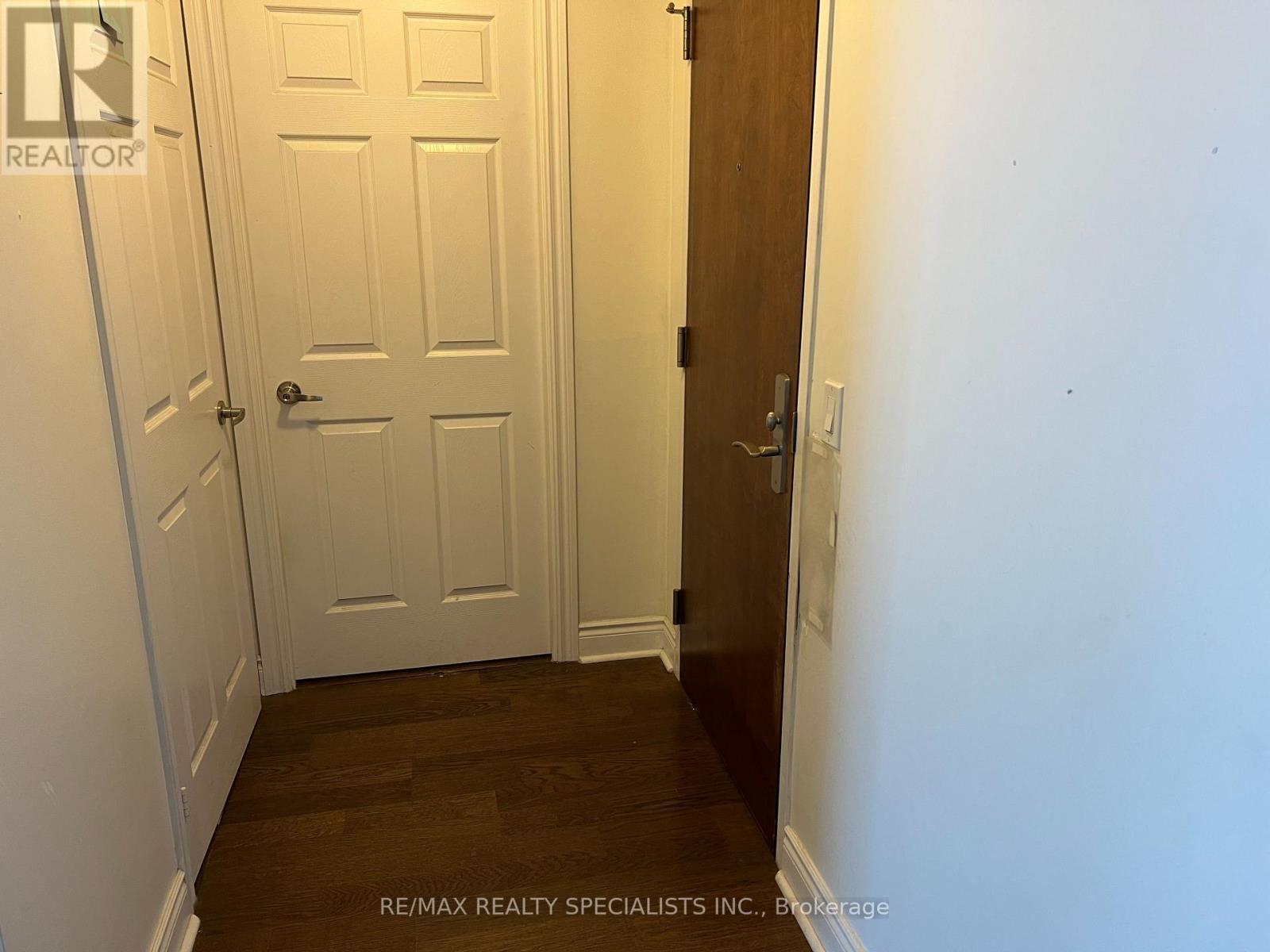 3907 - 763 Bay Street, Toronto, Ontario  M5G 2R3 - Photo 2 - C13624390