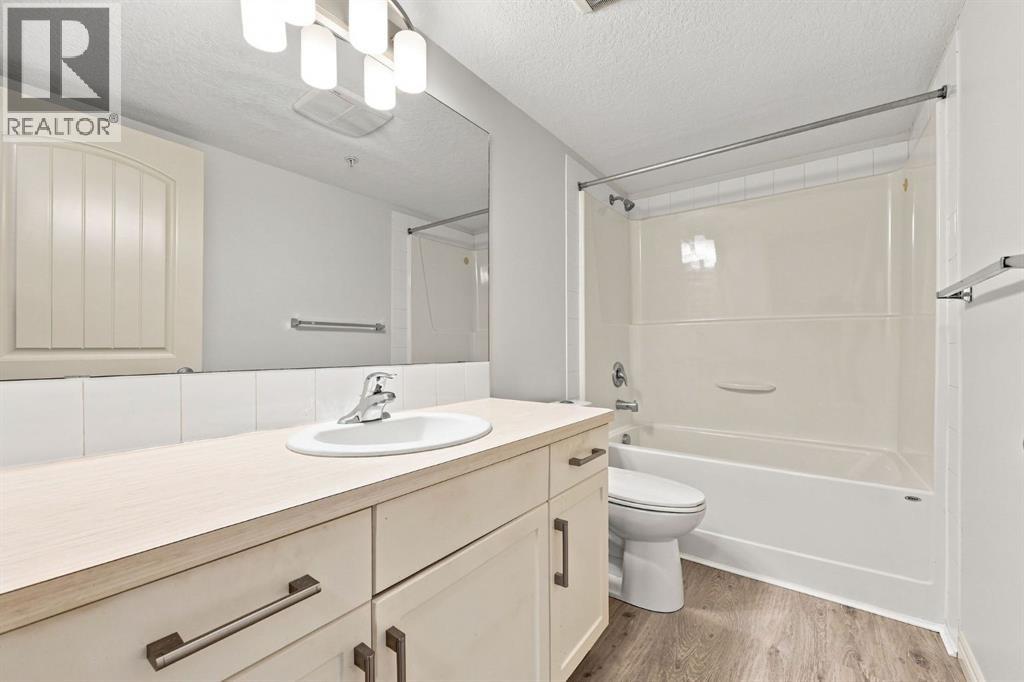 204, 304 Cranberry Park SE, Calgary, Alberta  T3M 1W2 - Photo 19 - A2330843