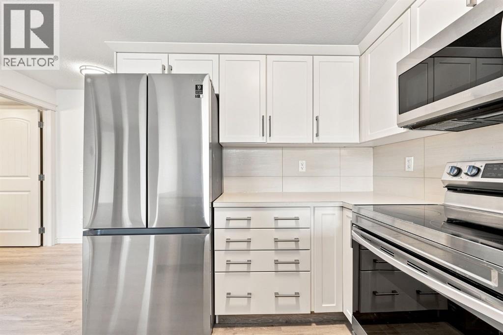 204, 304 Cranberry Park SE, Calgary, Alberta  T3M 1W2 - Photo 7 - A2330843