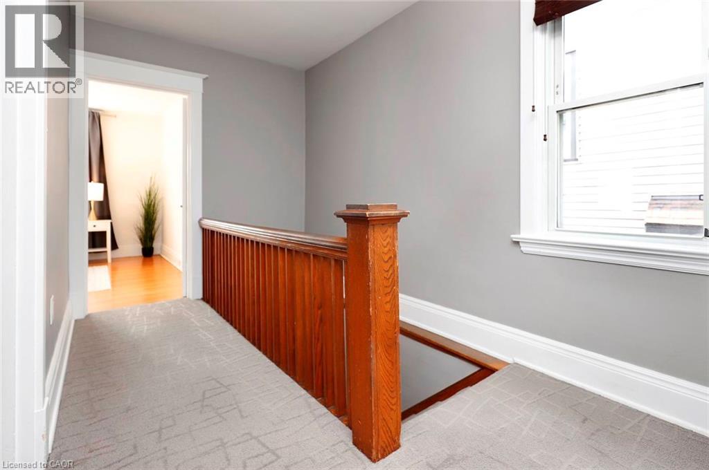 266 London Street S, Hamilton, Ontario  L8K 2H2 - Photo 23 - 40851414